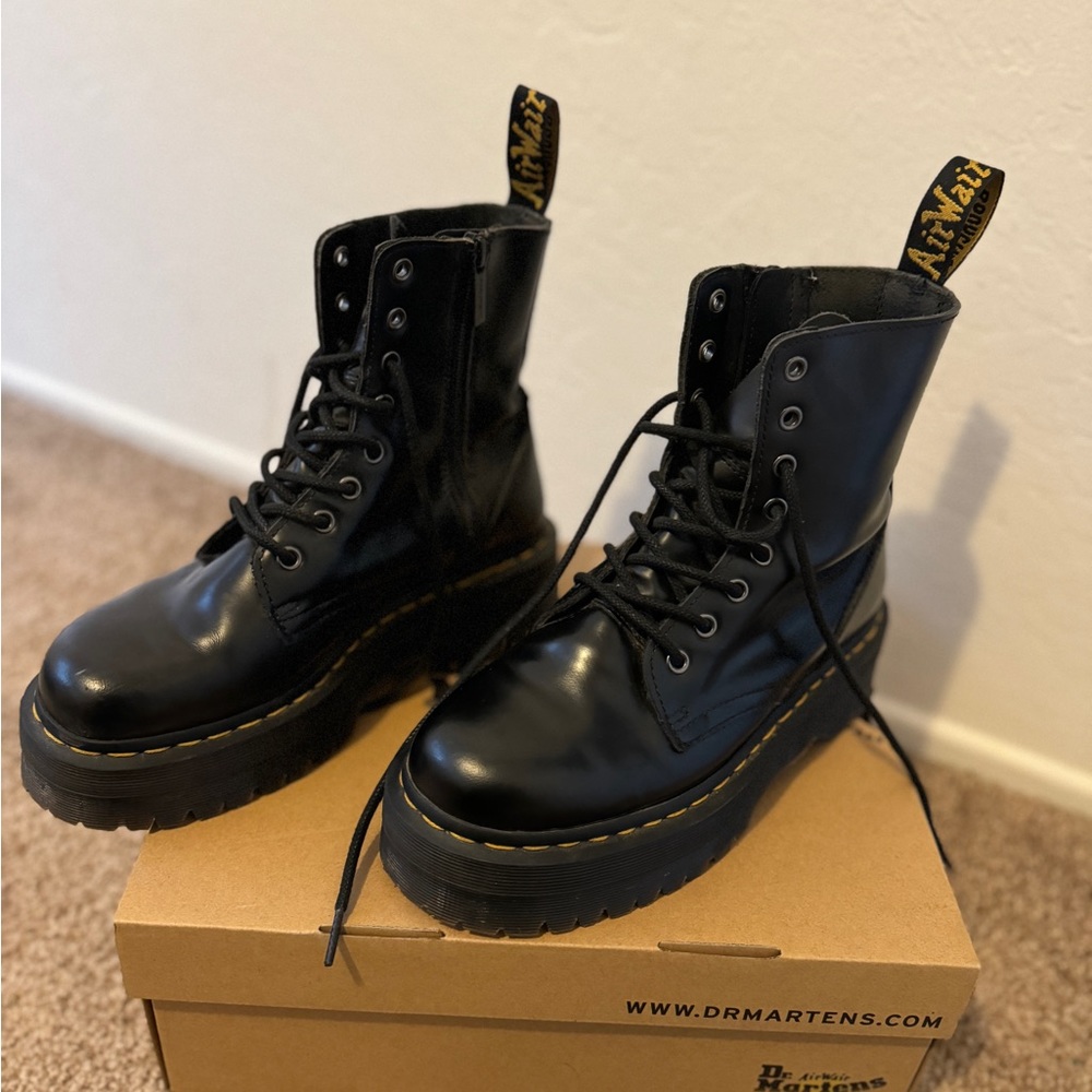 Dr. Martens Jadon Platform boots (Polished Smooth) Size 8